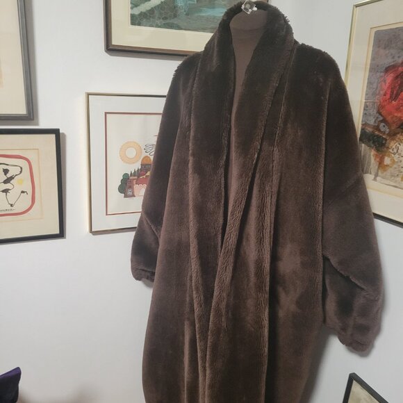 Vintage Plus 80's Oversized Reversible Faux Fur and Acetate Raincoat/Winter Coat - Picture 8 of 10